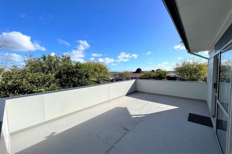 Photo of property in 4 Correa Court, Goodwood Heights, Auckland, 2105