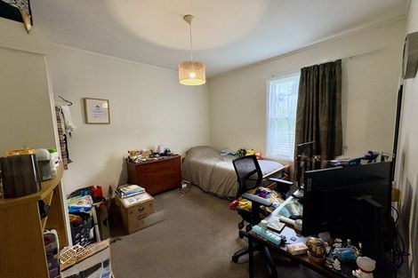 Photo of property in 2 Yale Road, Mount Cook, Wellington, 6021