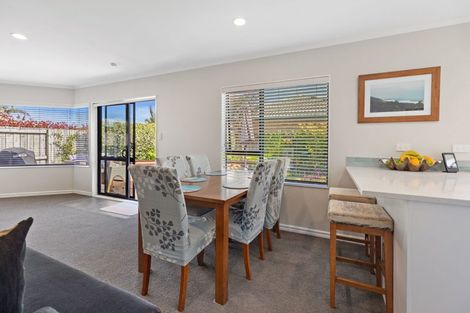 Photo of property in 16a Haven Grove, Papamoa Beach, Papamoa, 3118
