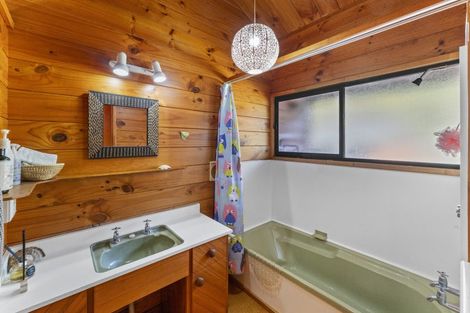 Photo of property in 12 Tirimoana Terrace, Anakiwa, Picton, 7281