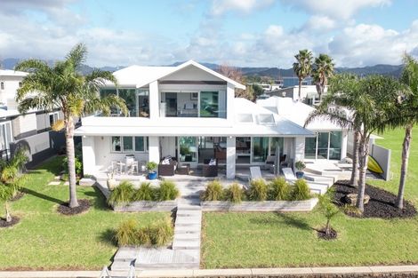 Photo of property in 30 Arawa Lane, Whitianga, 3510