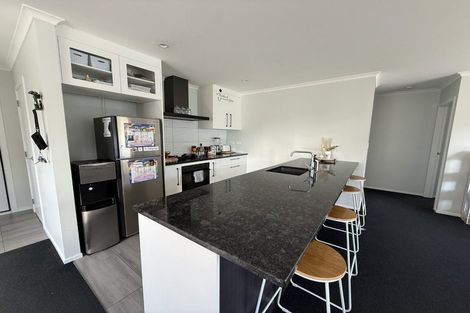 Photo of property in 34 Te Ara O Toroa, Wainuiomata, Lower Hutt, 5014