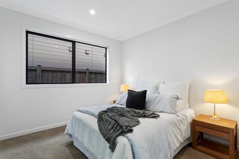 Photo of property in 51 Parkmore Drive, Rosehill, Papakura, 2113