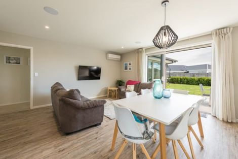 Photo of property in 6 Harold Place, Stoke, Nelson, 7011