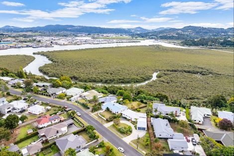 Photo of property in 8 George Point Road, Onerahi, Whangarei, 0110