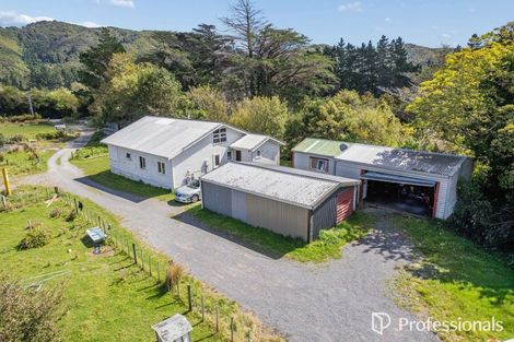 Photo of property in 120 Upper Fitzherbert Road, Wainuiomata, 5373