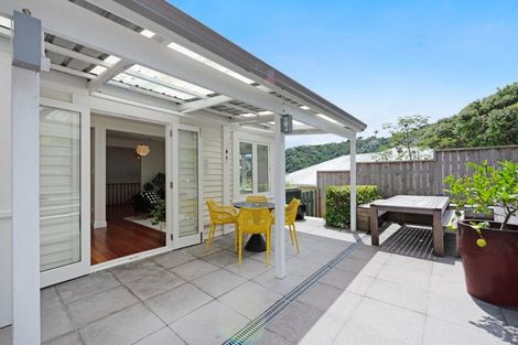 Photo of property in 2 Highland Crescent, Wadestown, Wellington, 6012