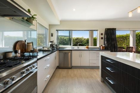 Photo of property in 21 Browns Drive, Waihi Beach, 3611