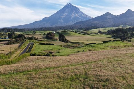Photo of property in 693 Kent Road, Korito, New Plymouth, 4371