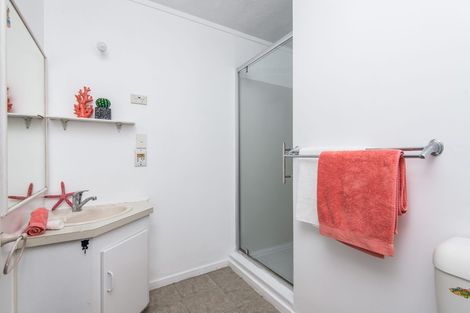 Photo of property in 21f4 Rotoiti Street, Johnsonville, Wellington, 6037