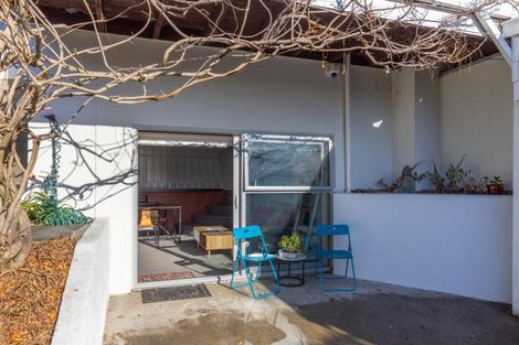 Photo of property in 9 Lincoln Street, Picton, 7220