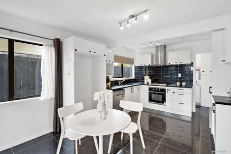 Photo of property in 1/8 Armada Drive, Ranui, Auckland, 0612