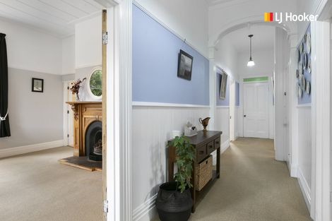 Photo of property in 10 Glen Road, Mornington, Dunedin, 9011