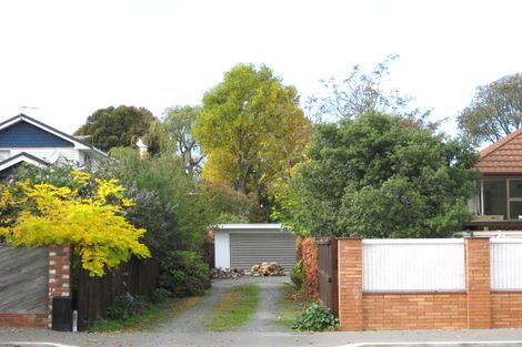 Photo of property in 92 Clyde Road, Ilam, Christchurch, 8041
