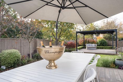 Photo of property in 5 Heritage Place, Terrace End, Palmerston North, 4410