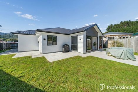 Photo of property in 16a Sharpe Crescent, Wainuiomata, Lower Hutt, 5014