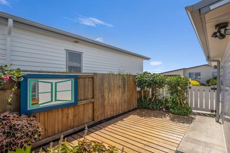 Photo of property in 304/11 Kamahi Crescent, Papamoa Beach, Papamoa, 3118