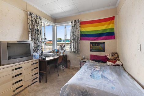 Photo of property in 49 Kirk Street, Otaki, 5512