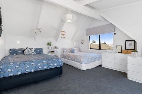 Photo of property in 563 Maunganui Road, Mount Maunganui, 3116