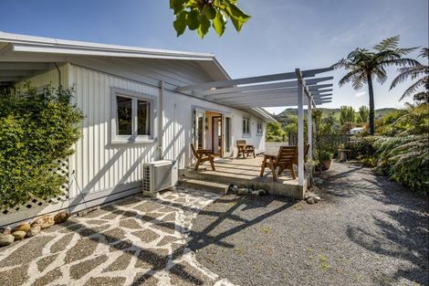 Photo of property in 36 Airini Road, Waimarama, Havelock North, 4294