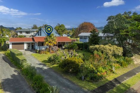 Photo of property in 4 Courtney Place, Pauanui, Hikuai, 3579