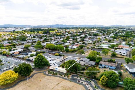 Photo of property in 77 Pohutukawa Drive, Pukete, Hamilton, 3200