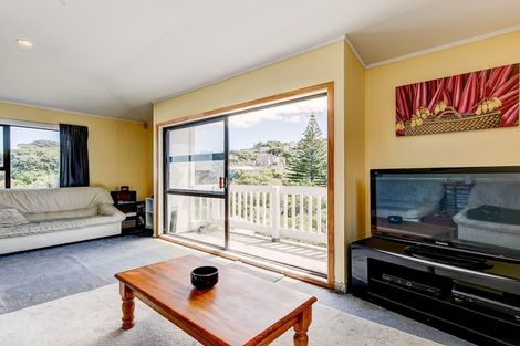Photo of property in 27 Thornley Street, Titahi Bay, Porirua, 5022