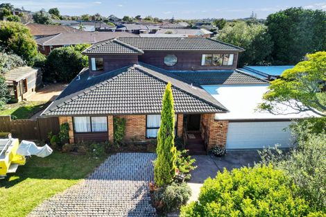 Photo of property in 10 Padfield Place, Sunnyhills, Auckland, 2010