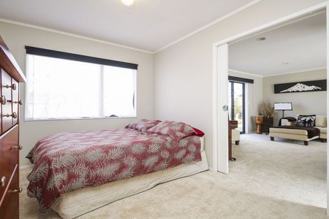 Photo of property in 49 Garton Drive, Massey, Auckland, 0614