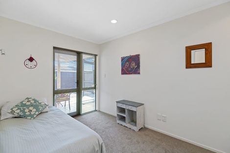 Photo of property in 15a Sandwich Road, St Andrews, Hamilton, 3200