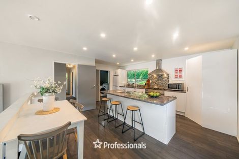 Photo of property in 6 Swadel Way, Karori, Wellington, 6012