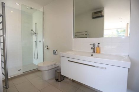 Photo of property in 10 Holly Road, St Albans, Christchurch, 8014