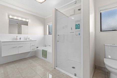 Photo of property in 42 Hillcrest Road, Otumoetai, Tauranga, 3110