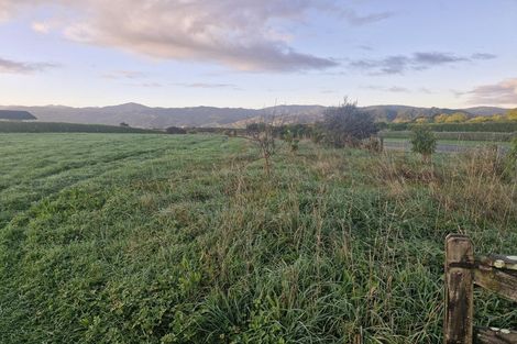 Photo of property in 48 Ohau Terraces, Ohau, 5570