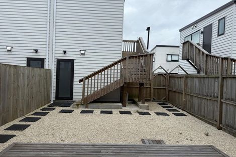 Photo of property in 105 Grove Road, Papakura, 2110
