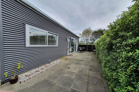 Photo of property in 6 Neeve Road, Taradale, Napier, 4112