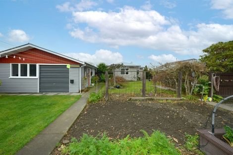 Photo of property in 33 Tintern Avenue, Avonhead, Christchurch, 8042