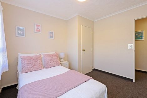Photo of property in 3 Beaufort Place, Taradale, Napier, 4112