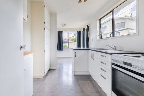 Photo of property in 86 Sunvue Road, Glen Eden, Auckland, 0602