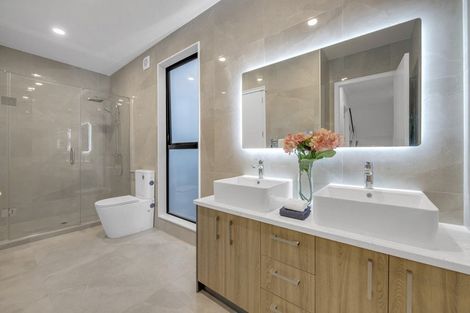 Photo of property in 14 Alluvial Street, Flat Bush, 2019