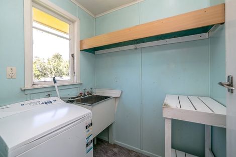 Photo of property in 76 Kuratawhiti Street, Greytown, 5712