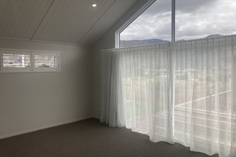Photo of property in 55 Farrant Drive, Wanaka, 9305