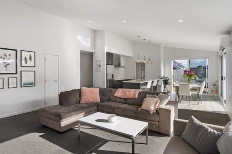 Photo of property in 12 Kahuparere Crescent, Pyes Pa, Tauranga, 3112