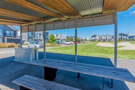 Photo of property in 42 Sidney Wallingford Way, Hobsonville, Auckland, 0616