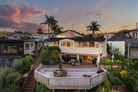 Photo of property in 66 Mcbreen Avenue, Northcote, Auckland, 0627