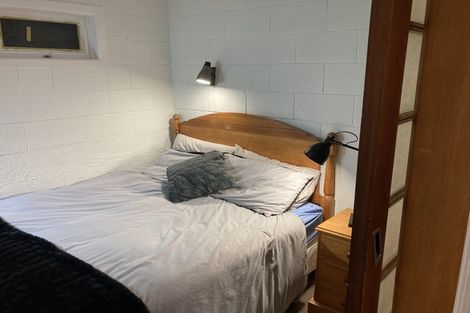 Photo of property in 7 Martin Crescent, Northcote, Auckland, 0627