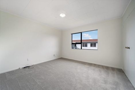 Photo of property in 51 Hindmarsh Street, Henderson, Auckland, 0612