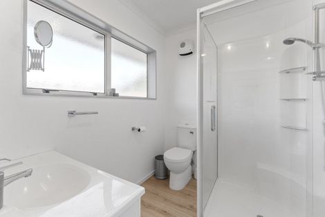 Photo of property in 15 Fytfield Place, Paraparaumu, 5032