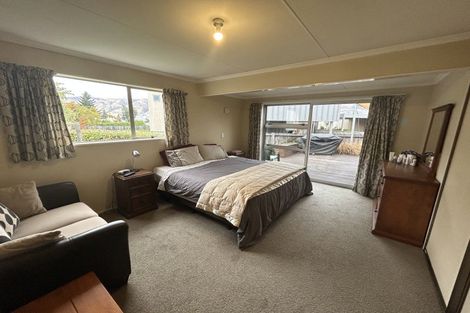 Photo of property in 56 Hunter Crescent, Wanaka, 9305