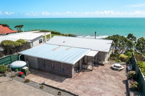 Photo of property in 24 Motukari Place, Onaero, Urenui, 4383